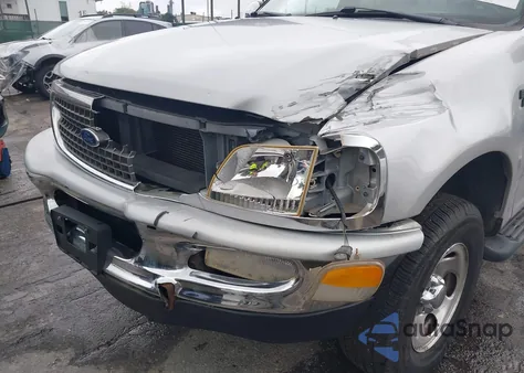 1998 Ford Expedition Eddie Bauer/Xlt из США, поврежденный, VIN 1FMRU18W2WLA27293